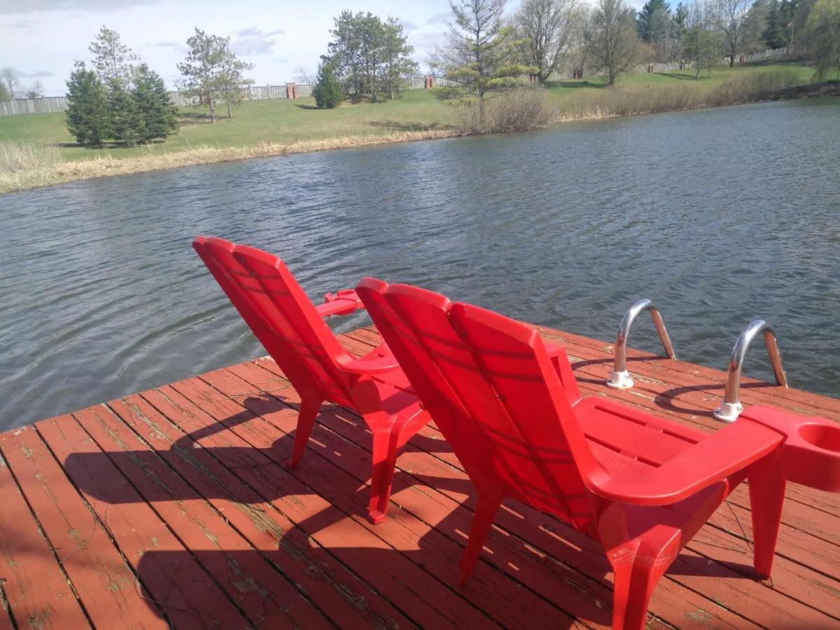 Lakeview Private Suite-Twin Or King Tottenham Exterior photo